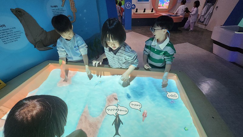 9c932af02a94d2e1d54d8b683fcdad52_1761811